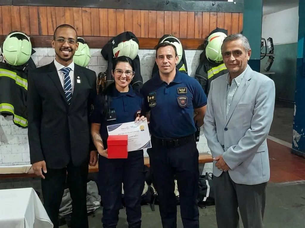 Reconocimiento al mérito cívico